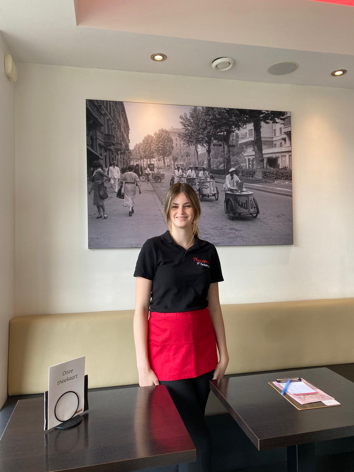 Medewerker IJssalon Trentino-Florence