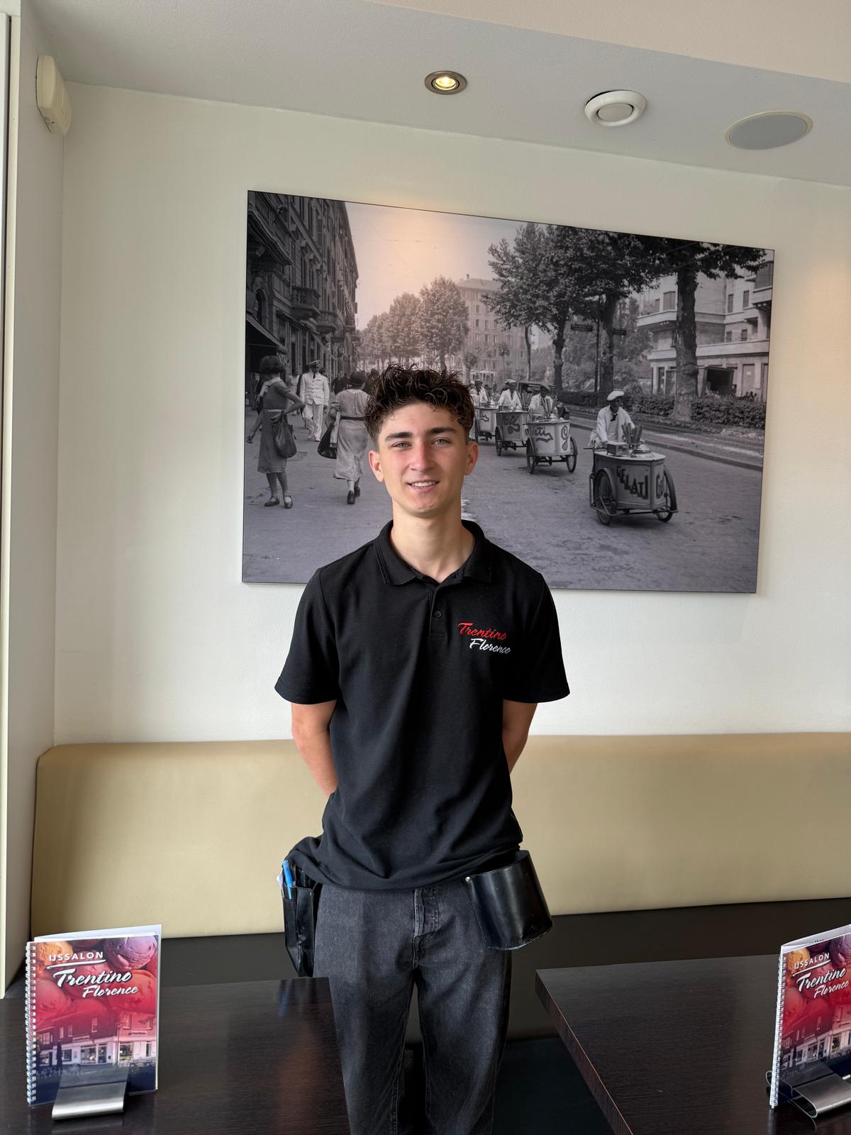 Medewerker IJssalon Trentino-Florence